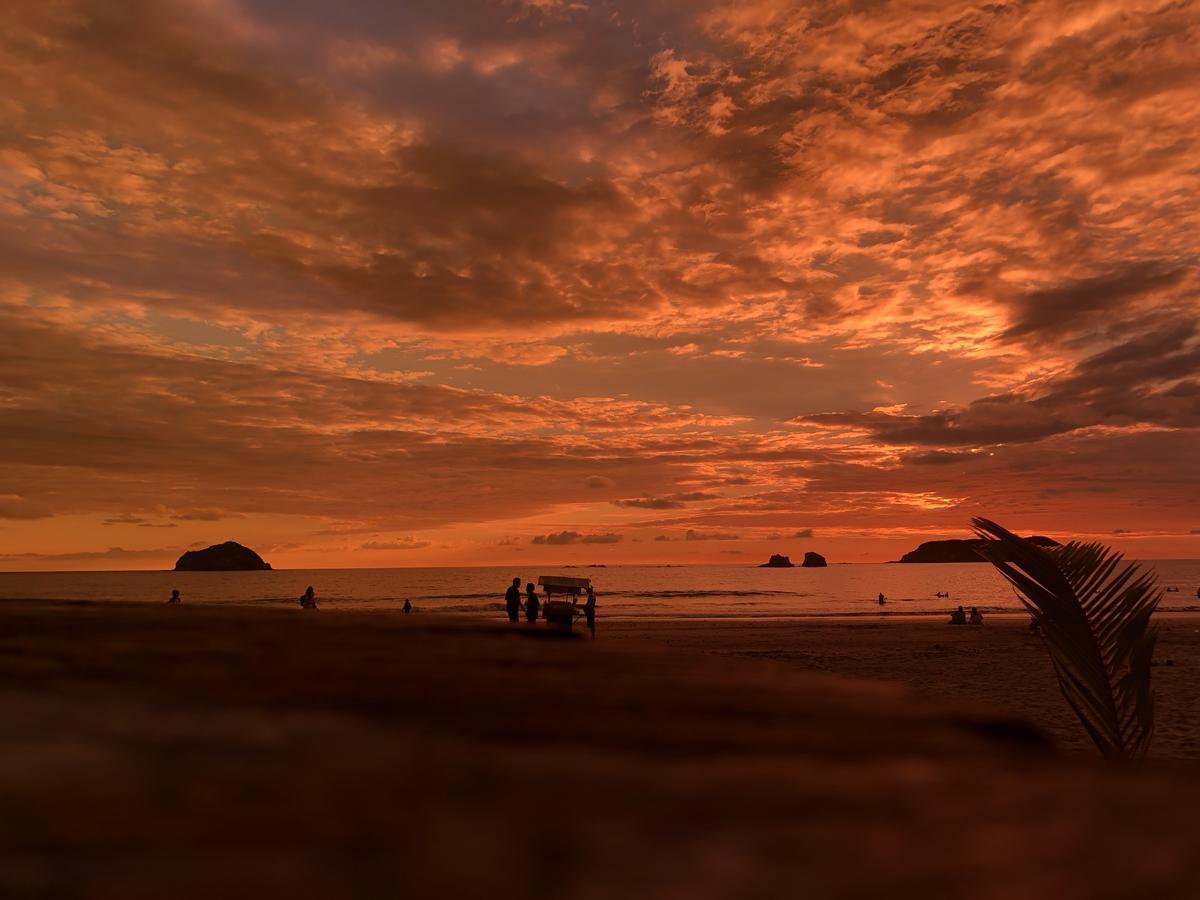 Millenium Manuel Antonio Park And Beach Extérieur photo